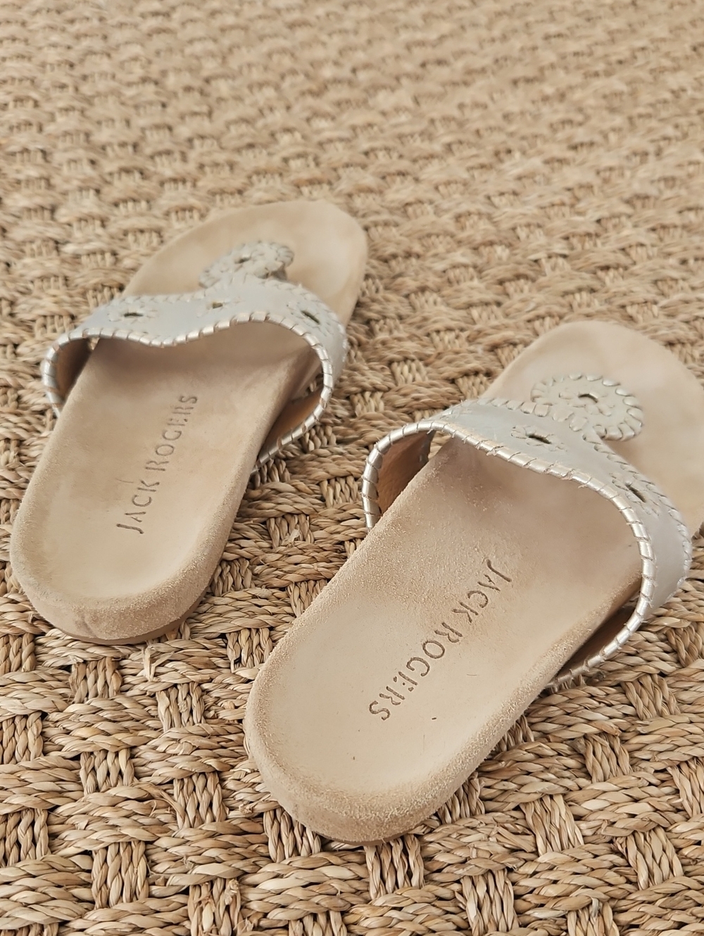 Jack Rogers Silver Metallic Leather Comfort Sandals - Picture 2 of 3